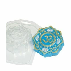 Czech Beads Exclusive Moule 1pc Ohm Symbole Ornement Indien Mandala Yoga De L'Esprit En Plastique De Savon La Fabrication Du Cho