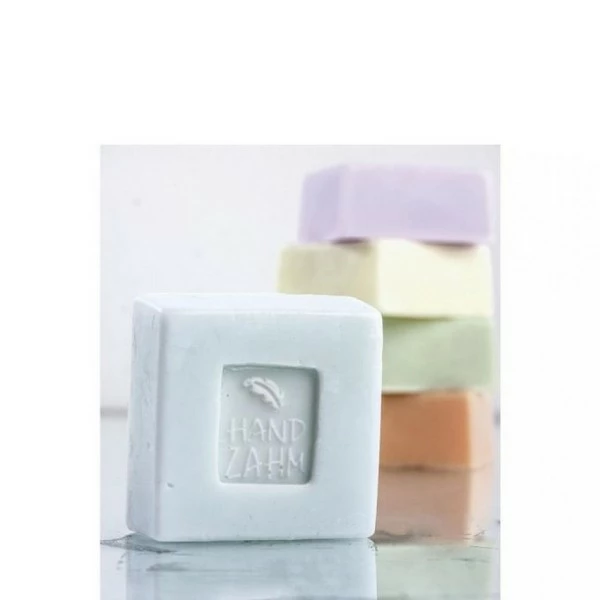 Rayher Kit Moulage Moule à Couler Pour Savon, Résine Et Cire, 4 Formes De Carrés, 3 Cm De Profondeur 3 Rayher Kit Moulage Moule à Couler Pour Savon, Résine Et Cire, 4 Formes De Carrés, 3 Cm De Profondeur – Image 3