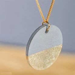 Rayher Kit Moulage Moule à Bijoux Rond Pour Béton, Pendentif En Caoutchouc Flexible, Diam. 3,9 Cm, Remplissage 7 Mm 6 Rayher Kit Moulage Moule à Bijoux Rond Pour Béton, Pendentif En Caoutchouc Flexible, Diam. 3,9 Cm, Remplissage 7 Mm -Boutique Rayher unnamed file 1341