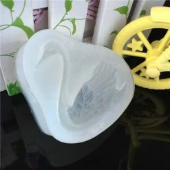Alternative view of Czech Beads Exclusive Moule Cygne Oiseau De Mariage, 3D En Silicone De Chocolat Savon Gâteau, Fondant Gâteau, L'Argile De Résine